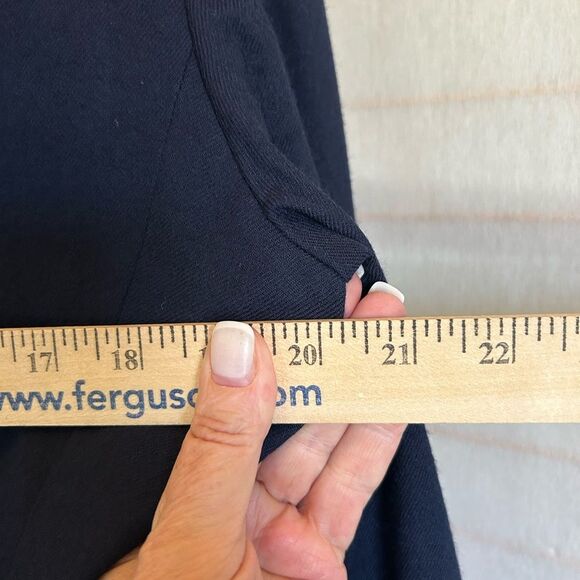 Vintage Liz Claiborne Navy Wool Blazer Gold Buttons – Union Made in USA Sz 4 - Picture 5 of 9